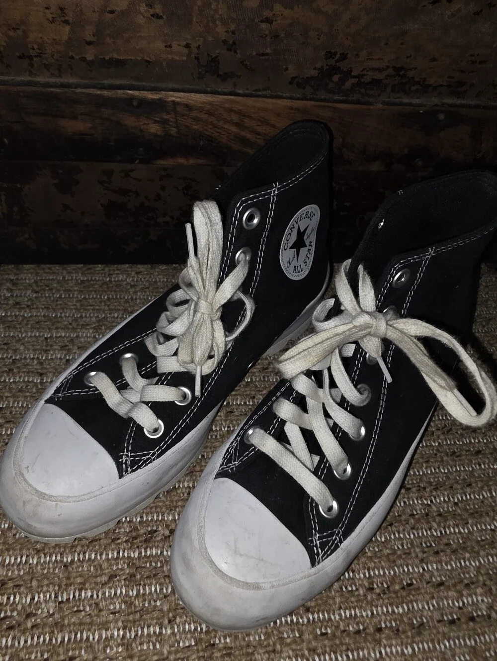 Converse Chuck Taylor Chunky Platform Black High Top Size 7.5